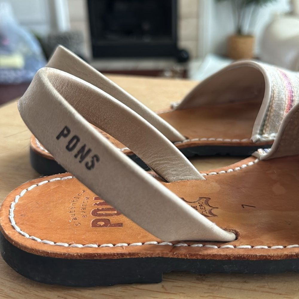 Multicolor PONS Sandals.  Hand made in Spain. In great condition ✨ - Picture 3 of 4